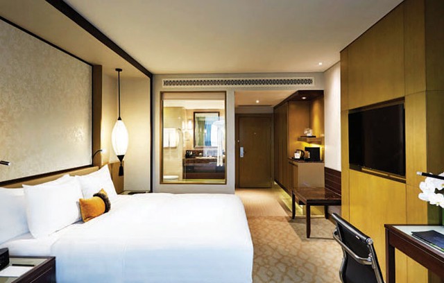 PERFECT CHOICE FOR BUSINESS TRAVELERS