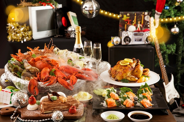 Pullman Danang Beach Resort - Your Festive Playground